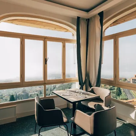 호텔 San Luca