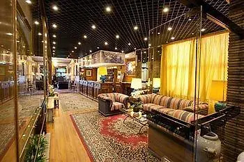 酒店 三路卡酒店