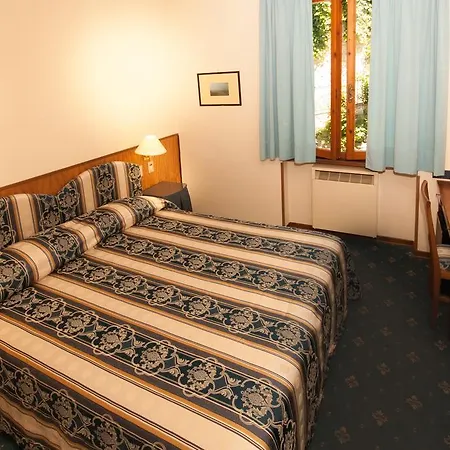 San Luca 4*