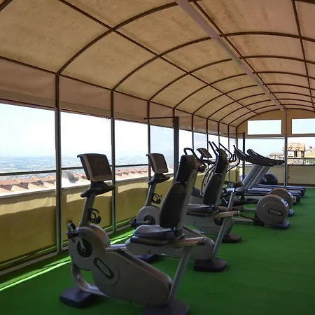 San Luca 4*