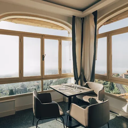 San Luca Hotel 4*
